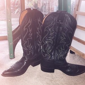 Woman’s Black Cowboy Boots